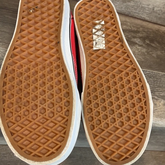 Vans Old Skool Classic Look Woman’s 7 Red 500714 - Picture 7 of 7